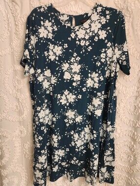 NWT J. JILL Wearever Perfect T-Shirt Dress Floral Short Sleeve Green  3X plus